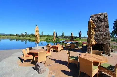 56832 Dancing Rock Loop, Bend, OR 97707 photo 11