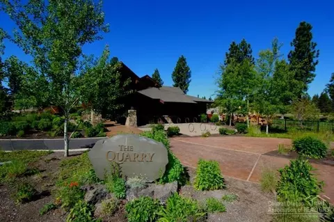 56832 Dancing Rock Loop, Bend, OR 97707 photo 9