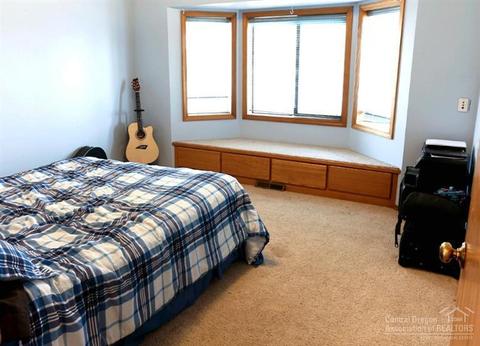 24780 Dodds Rd, Bend, OR 97701 photo 9
