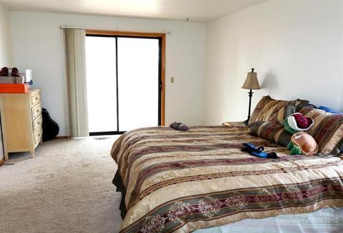 24780 Dodds Rd, Bend, OR 97701 photo 6
