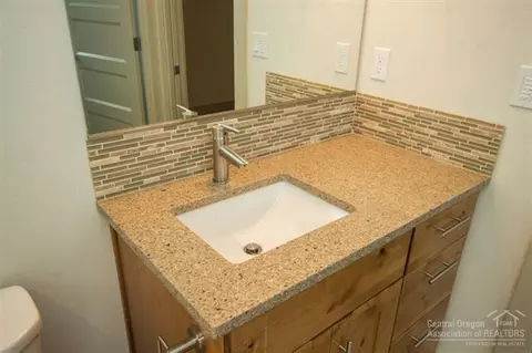 874 SW Crestline Dr, Bend, OR 97702 photo 19