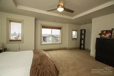 874 SW Crestline Dr, Bend, OR 97702 photo 15