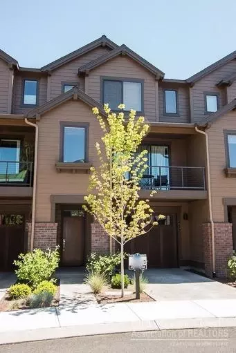 874 SW Crestline Dr, Bend, OR 97702 photo 1