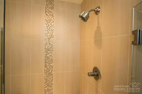 874 SW Crestline Dr, Bend, OR 97702 photo 14