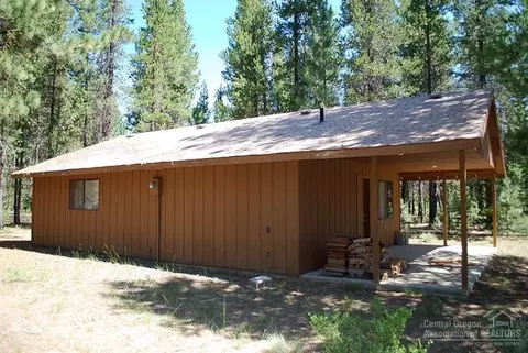 15119 Fall River Dr, Bend, OR 97707 photo 1