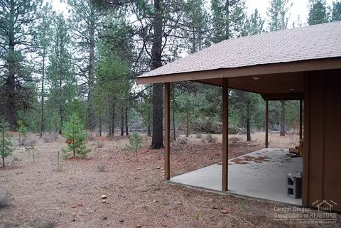 15119 Fall River Dr, Bend, OR 97707 photo 8