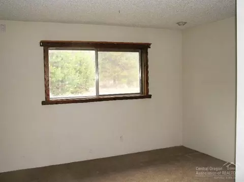 6950 Michael Rd, La Pine, OR 97739 photo 11