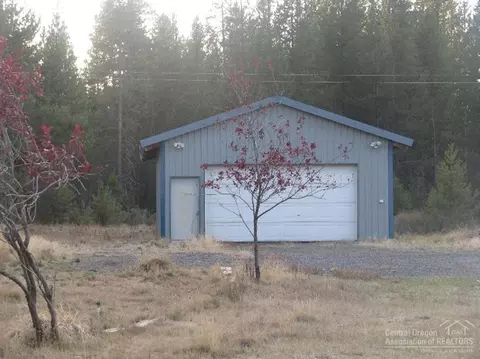 6950 Michael Rd, La Pine, OR 97739 photo 2