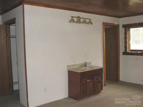 6950 Michael Rd, La Pine, OR 97739 photo 12