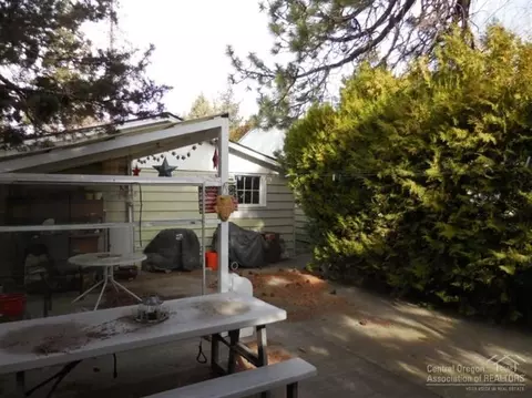 751 NE Quimby Ave, Bend, OR 97701 photo 6