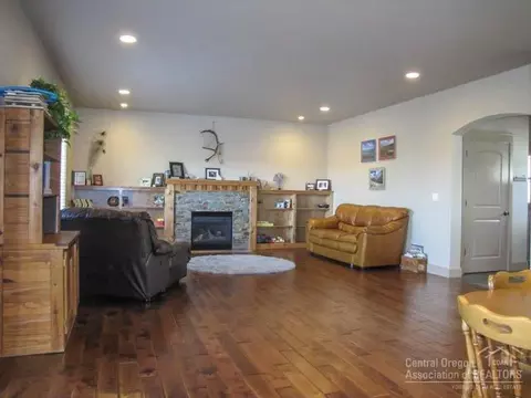 20618 Boulderfield Ave, Bend, OR 97701 photo 4