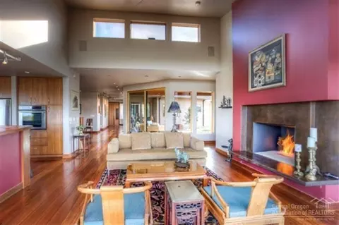 18967 Park Commons Dr, Bend, OR 97701 photo 14