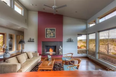 18967 Park Commons Dr, Bend, OR 97701 photo 13