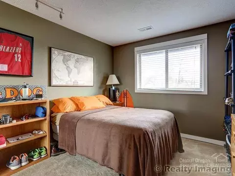 1432 SE Linden Ct, Gresham, OR 97080 photo 12