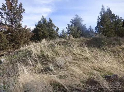 1075 NE Kayak Loop, Bend, OR 97701 photo 11