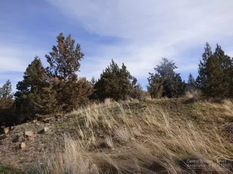 1075 NE Kayak Loop, Bend, OR 97701 photo 24