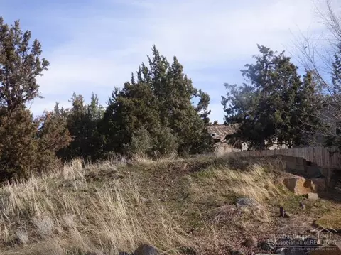 1075 NE Kayak Loop, Bend, OR 97701 photo 22