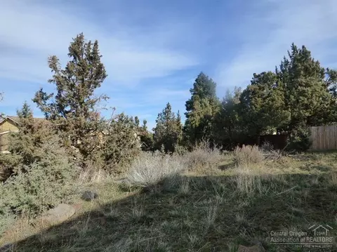1075 NE Kayak Loop, Bend, OR 97701 photo 13