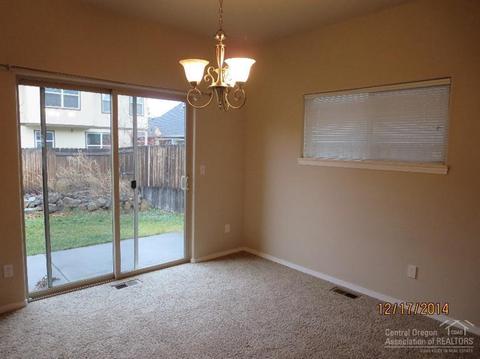 20178 Lora Ln, Bend, OR 97702 photo 6