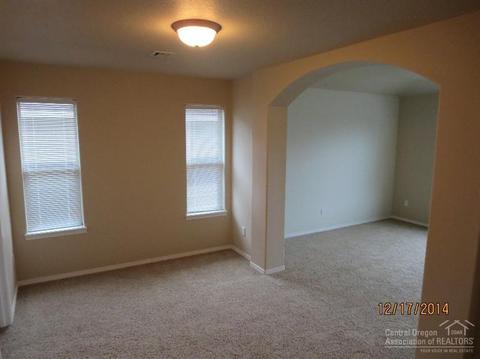 20178 Lora Ln, Bend, OR 97702 photo 7