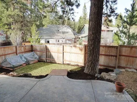 61277 SW Brookside Loop, Bend, OR 97702 photo 16