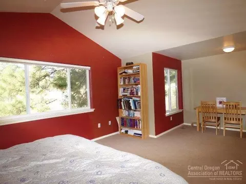 61277 SW Brookside Loop, Bend, OR 97702 photo 9