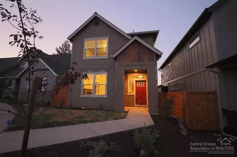 20464 Del Coco Ct, Bend, OR 97702 photo 1