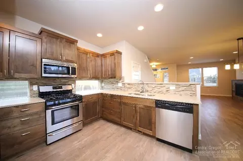 20464 Del Coco Ct, Bend, OR 97702 photo 6