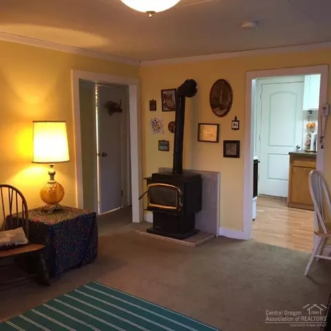10 Roosevelt Ave, Bend, OR 97702 photo 3