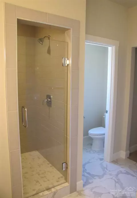 61077 Ruby Peak Ln, Bend, OR 97702 photo 11