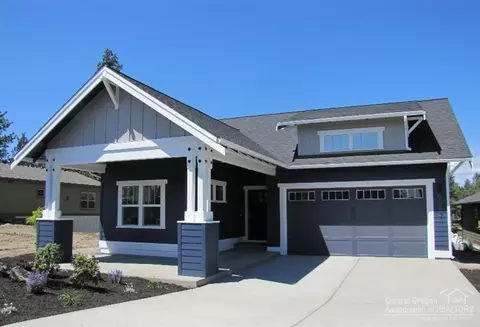 61077 Ruby Peak Ln, Bend, OR 97702 photo 1