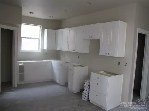 20544 Gloucester Ln, Bend, OR 97701 photo 17