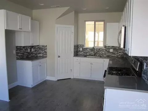 20544 Gloucester Ln, Bend, OR 97701 photo 7