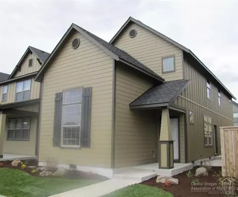 20544 Gloucester Ln, Bend, OR 97701 photo 3