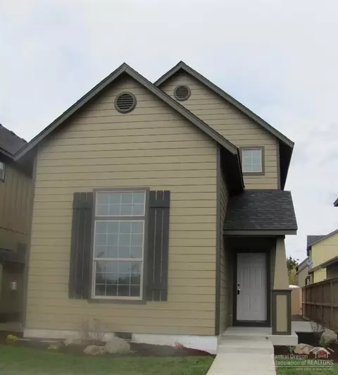 20544 Gloucester Ln, Bend, OR 97701 photo 1