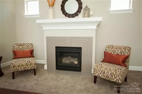 20544 Gloucester Ln, Bend, OR 97701 photo 11