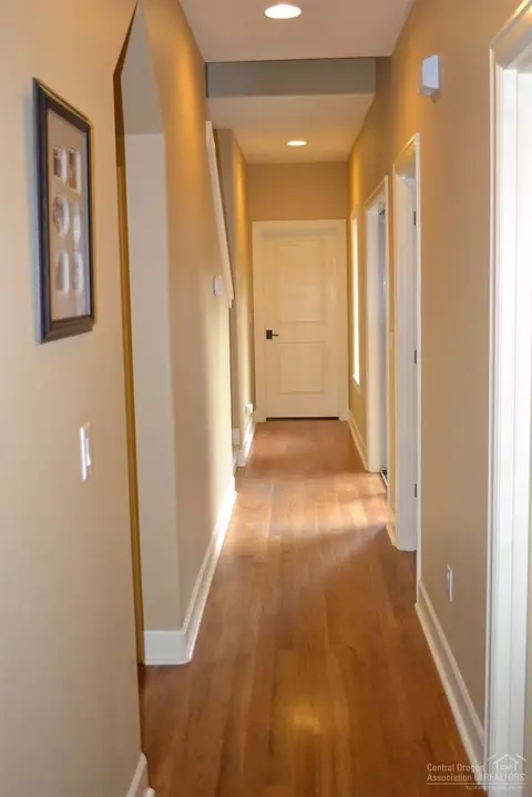 2186 NW High Lakes Loop, Bend, OR 97701 photo 8