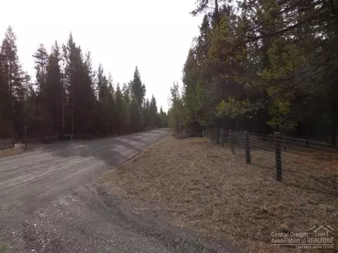 15540 Emerald Dr, La Pine, OR 97739 photo 5