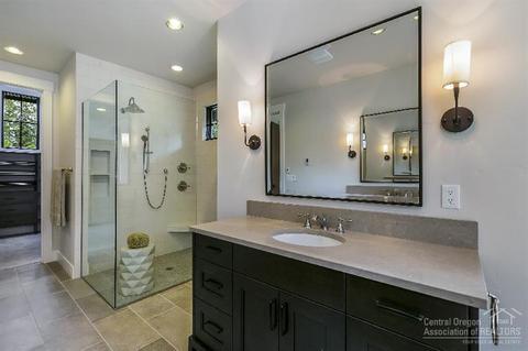 2663 NW Niagara Ct, Bend, OR 97703 photo 12
