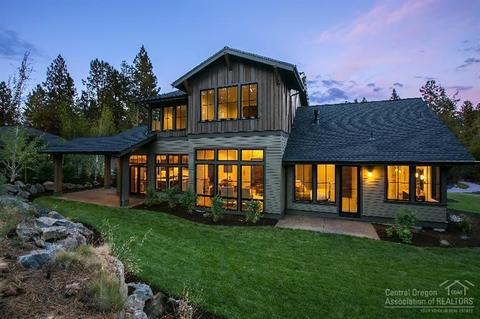 2663 NW Niagara Ct, Bend, OR 97703 photo 2