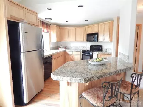 19895 Quail Pine Loop, Bend, OR 97702 photo 5