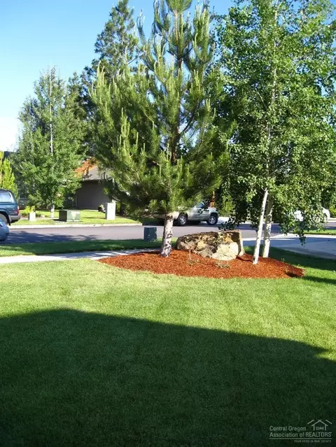 19895 Quail Pine Loop, Bend, OR 97702 photo 3