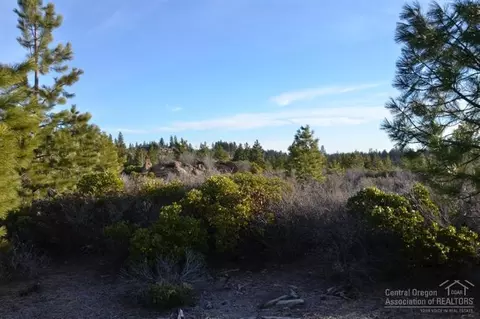 60925 Bachelor View Dr, Bend, OR 97702 photo 10