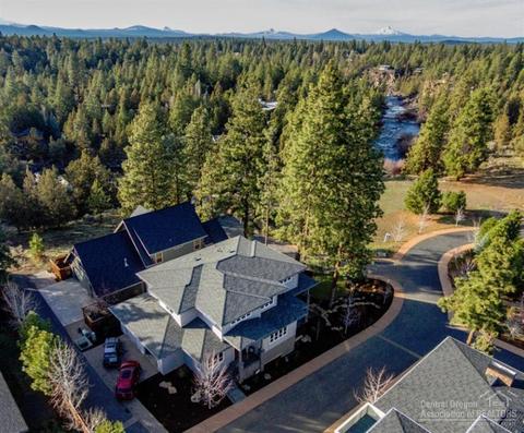 63147 Riverstone Dr, Bend, OR 97701 photo 2