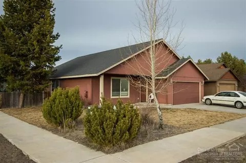 16446 Cassidy Dr, La Pine, OR 97739 photo 1