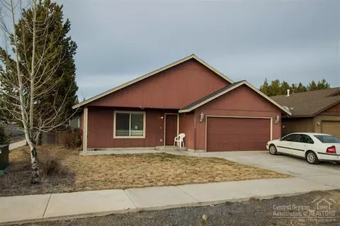 16446 Cassidy Dr, La Pine, OR 97739 photo 2