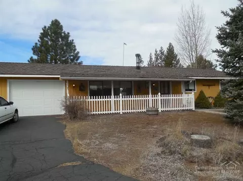53163 Riverview Dr, La Pine, OR 97739 photo 1