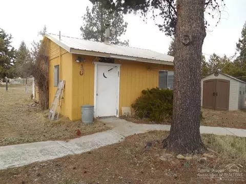 53163 Riverview Dr, La Pine, OR 97739 photo 2