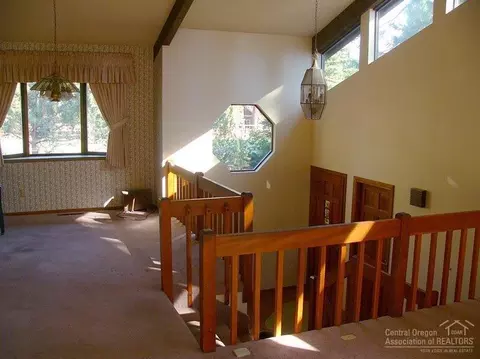 60919 Parrell Rd, Bend, OR 97702 photo 6