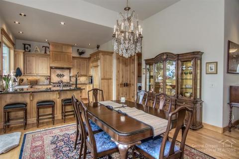 60671 SW River Bend Dr, Bend, OR 97702 photo 11